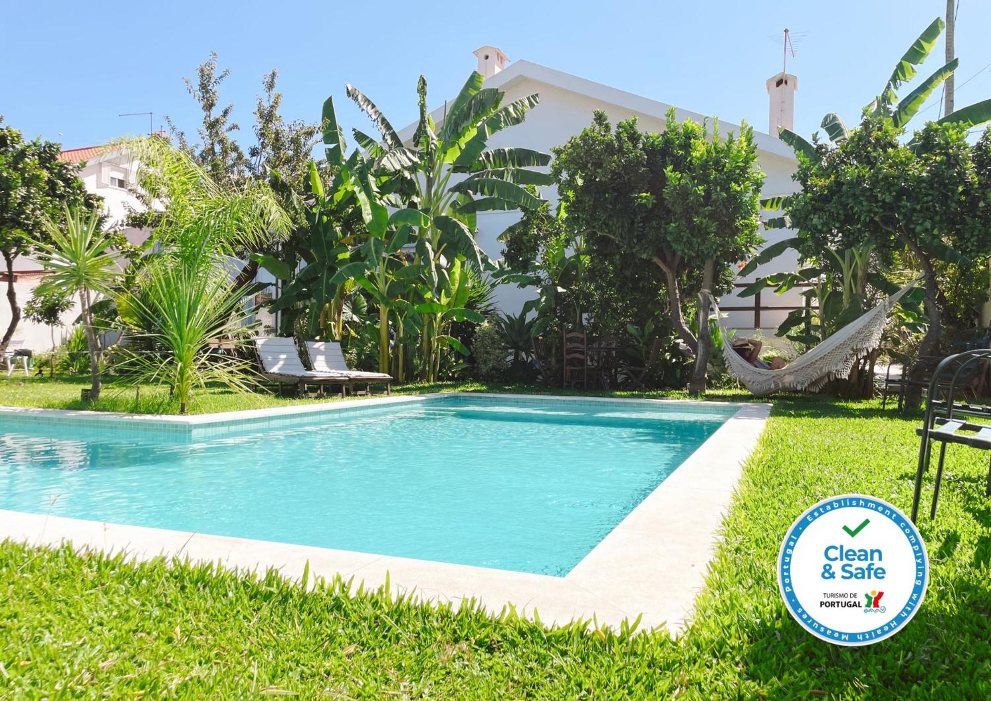 Vila Vale Guest House - Surf & Yoga Шарнека Екстериор снимка